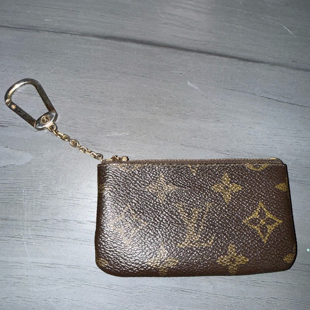 Louis Vuitton Brown Monogram Key Cles